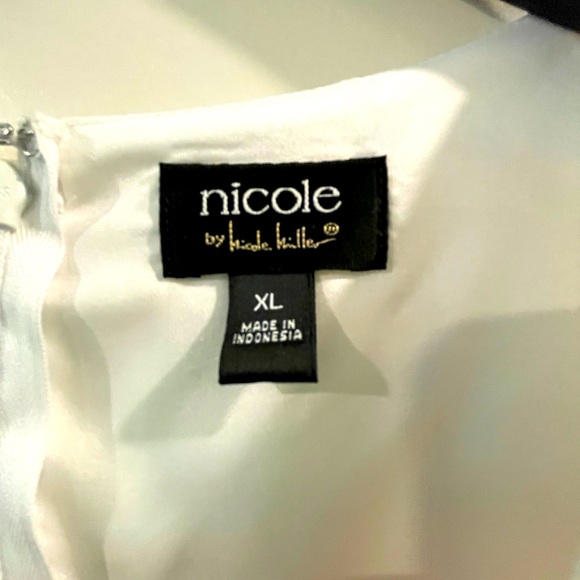Nicole by Nicole Miller. Way cuter in person! - Picture 2 of 3